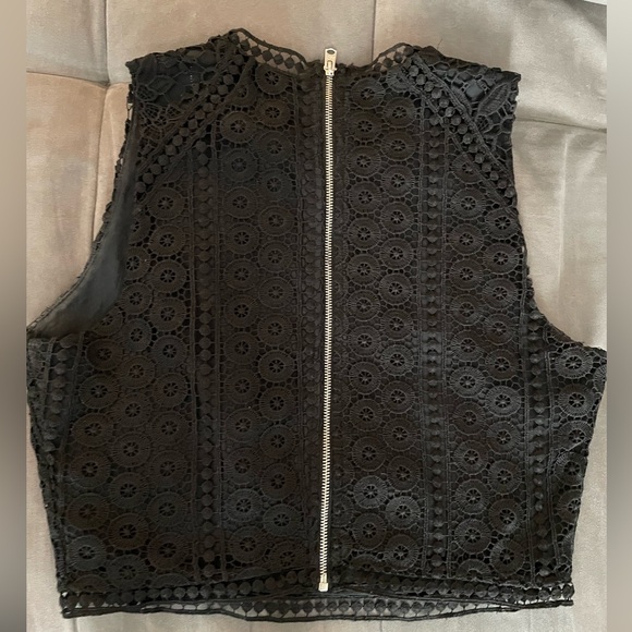 Abercrombie and Fitch Black Crochet Lace Exposed Back zipper Tank Size S - Picture 5 of 5